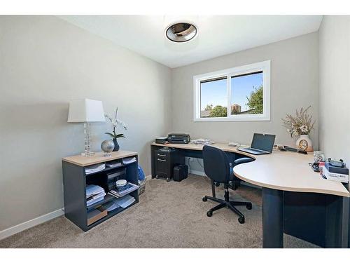 348 Adams Crescent Se, Calgary, AB - Indoor Photo Showing Office