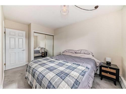 303-730 2 Avenue Nw, Calgary, AB - Indoor Photo Showing Bedroom