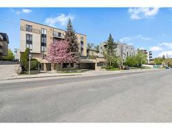 401-1724 26 Avenue SW Calgary, AB T2T 1C9