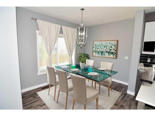 177 Baysprings Gardens Sw, Airdrie, AB - Indoor Photo Showing Dining Room