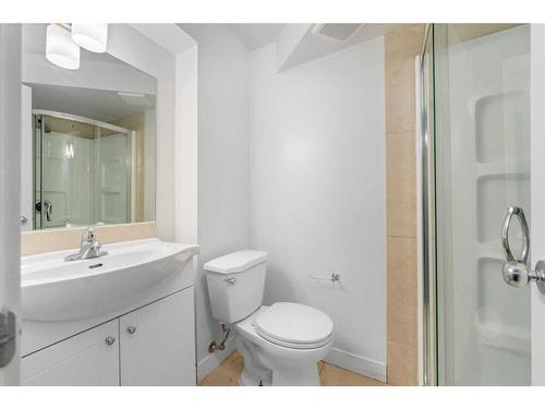 15 Falshire Place Ne, Calgary, AB - Indoor Photo Showing Bathroom