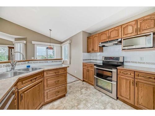 267 Valley Brook Circle Nw, Calgary, AB - Indoor Photo Showing Kitchen With Double Sink