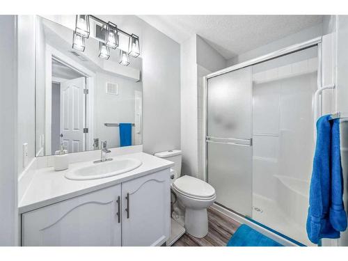 1308-1818 Simcoe Boulevard Sw, Calgary, AB - Indoor Photo Showing Bathroom