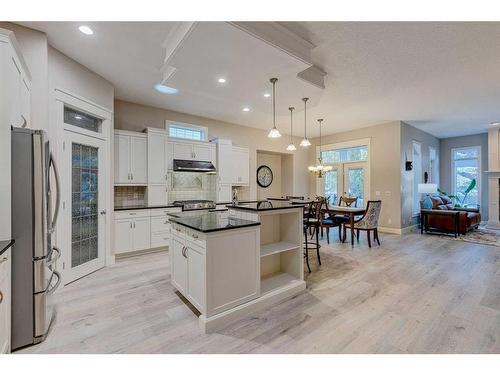 2 Elgin Park Common Se, Calgary, AB - Indoor Photo Showing Kitchen With Upgraded Kitchen