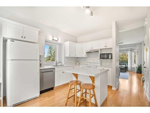 2 Chism Close, Red Deer, AB - Indoor Photo Showing Kitchen With Double Sink