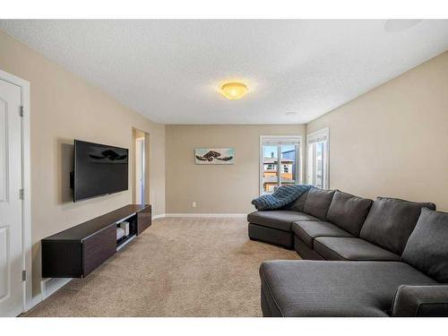 249 Walden Heights Se, Calgary, AB - Indoor Photo Showing Living Room