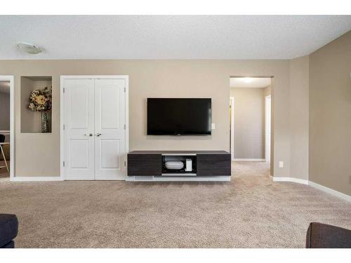 249 Walden Heights Se, Calgary, AB - Indoor Photo Showing Other Room