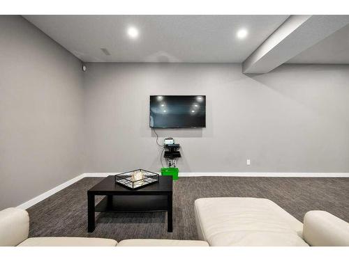 249 Walden Heights Se, Calgary, AB - Indoor Photo Showing Other Room