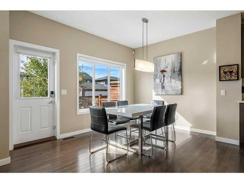 249 Walden Heights Se, Calgary, AB - Indoor Photo Showing Dining Room