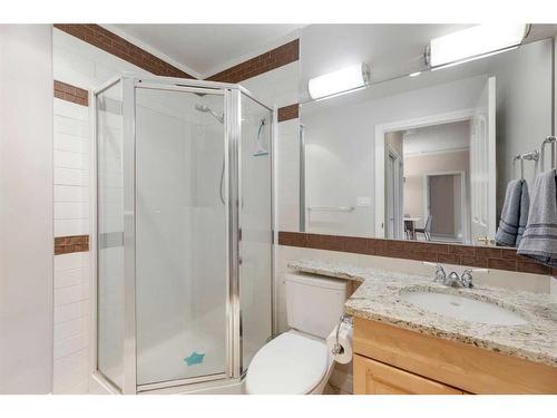 202-1315 12 Avenue Sw, Calgary, AB - Indoor Photo Showing Bathroom