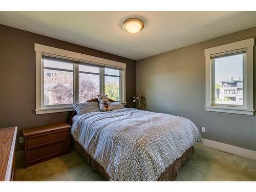 220 18A Street Nw, Calgary, AB - Indoor Photo Showing Bedroom