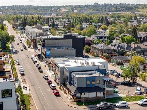 220 18A Street Nw, Calgary, AB - Outdoor With View