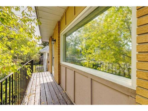 7419 21A Street Se, Calgary, AB - Indoor Photo Showing Other Room