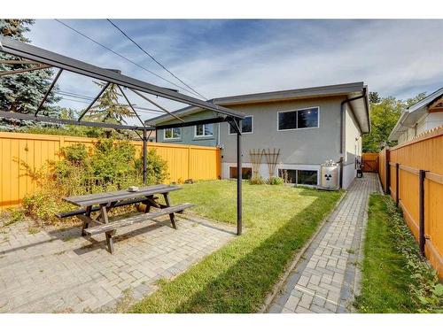 7419 21A Street Se, Calgary, AB - Outdoor