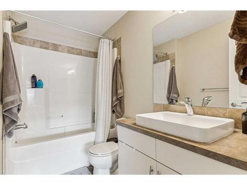 96 Chaparral Valley Common Se, Calgary, AB - Indoor Photo Showing Bathroom