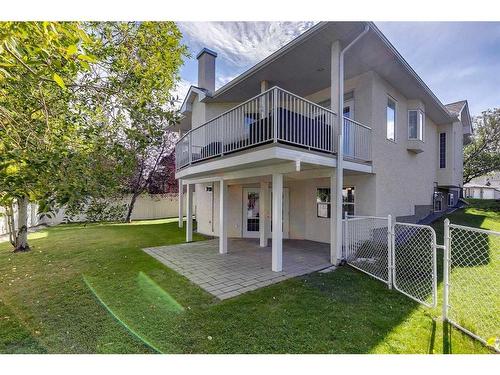 106 Simcoe Crescent Sw, Calgary, AB - Outdoor With Deck Patio Veranda