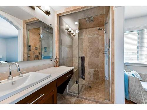 1267 Lake Sundance Crescent Se, Calgary, AB - Indoor Photo Showing Bathroom