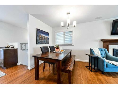 1267 Lake Sundance Crescent Se, Calgary, AB - Indoor Photo Showing Dining Room