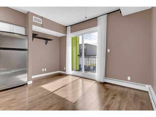 306-1740 9 Street Nw, Calgary, AB - Indoor Photo Showing Other Room