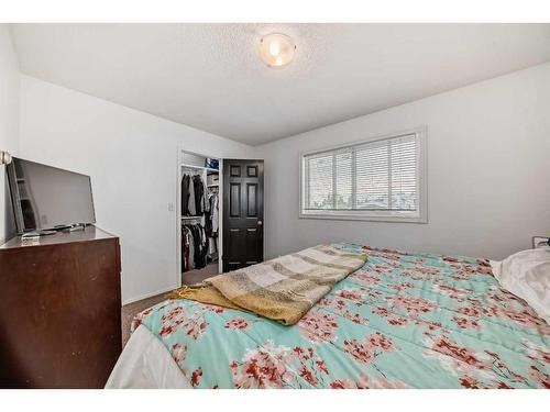 193 Taradale Drive Ne, Calgary, AB - Indoor Photo Showing Bedroom