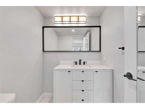 303-3719C 49 Street Nw, Calgary, AB - Indoor Photo Showing Bathroom