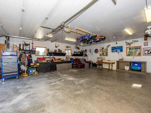 7 Helms Ridge, Rural Rocky View County, AB - Indoor Photo Showing Garage