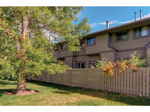 5-99 Midpark Gardens Se, Calgary, AB - Outdoor