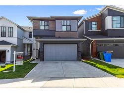 146 Aquila Way NW Calgary, AB T3R 1Z7