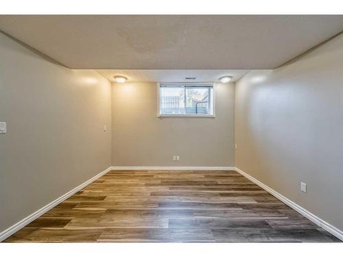 86 Huntwick Way Ne, Calgary, AB - Indoor Photo Showing Other Room