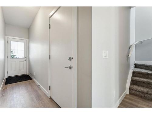 807 Sage Hill Grove Nw, Calgary, AB - Indoor Photo Showing Other Room