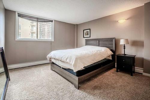 301-1312 13 Avenue Sw, Calgary, AB - Indoor Photo Showing Bedroom