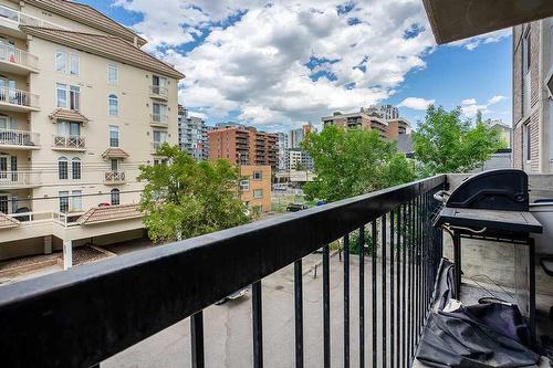 301-1312 13 Avenue Sw, Calgary, AB - Outdoor With Balcony With Exterior