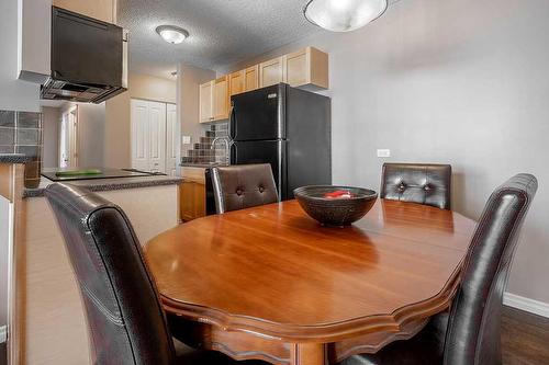 301-1312 13 Avenue Sw, Calgary, AB - Indoor Photo Showing Dining Room