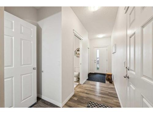 417 Carringvue Avenue Nw, Calgary, AB - Indoor Photo Showing Other Room