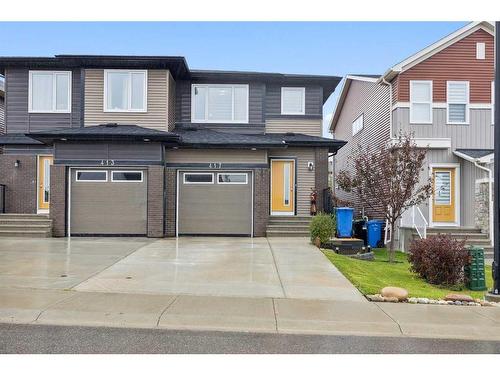 417 Carringvue Avenue Nw, Calgary, AB - Outdoor With Facade