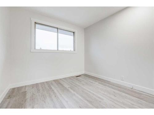 46 Fonda Crescent Se, Calgary, AB - Indoor Photo Showing Other Room