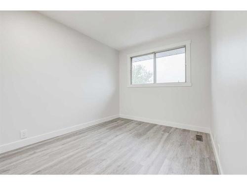 46 Fonda Crescent Se, Calgary, AB - Indoor Photo Showing Other Room