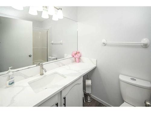 134 Country Hills Villas Nw, Calgary, AB - Indoor Photo Showing Bathroom