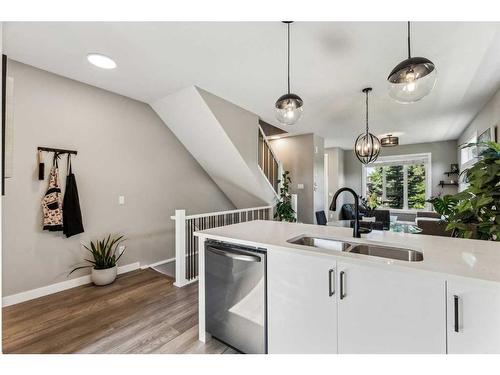 1923 19 Avenue Nw, Calgary, AB - Indoor Photo Showing Kitchen With Double Sink With Upgraded Kitchen