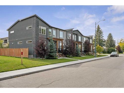 1923 19 Avenue Nw, Calgary, AB - Outdoor