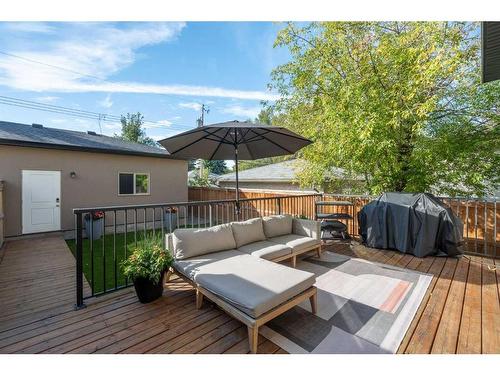 515 30 Avenue Nw, Calgary, AB - Outdoor With Deck Patio Veranda With Exterior