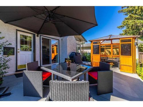 531 Cedarille Crescent Sw, Calgary, AB - Outdoor With Deck Patio Veranda With Exterior