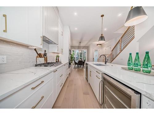 3717 2 Avenue Sw, Calgary, AB - Indoor Photo Showing Kitchen With Upgraded Kitchen