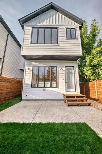 3717 2 Avenue Sw, Calgary, AB - Outdoor