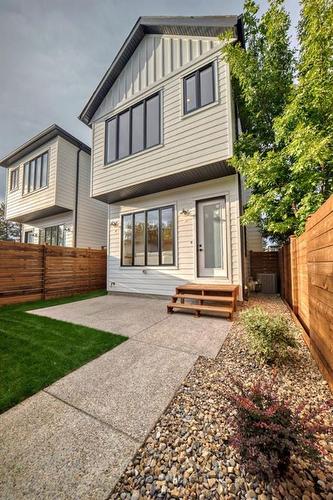 3717 2 Avenue Sw, Calgary, AB - Outdoor