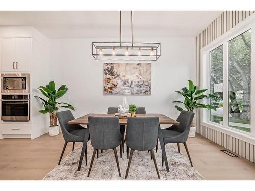 3717 2 Avenue Sw, Calgary, AB - Indoor Photo Showing Dining Room