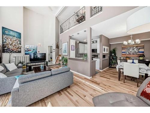 107-6650 Old Banff Coach Road Sw, Calgary, AB - Indoor Photo Showing Living Room