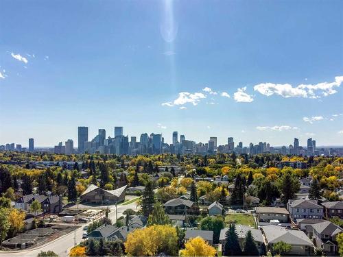 814 22 Avenue Nw, Calgary, AB - Outdoor With View