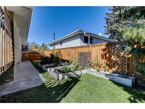 2518 20 Street Sw, Calgary, AB - Outdoor