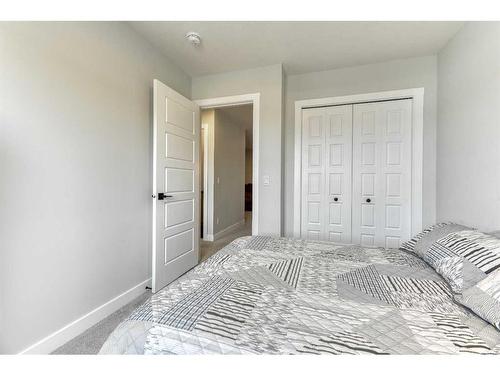 89 Verity Manor Sw, Calgary, AB - Indoor Photo Showing Bedroom